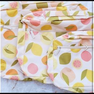 CALPAK Tutti Fruity Packing Cubes